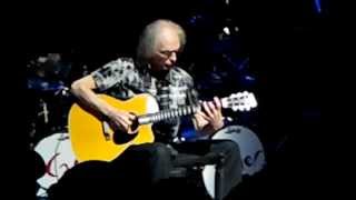 Steve Howe gets angry at audience members  AtlantaGA 11192012 ASIA show  Variety Playhouse [upl. by Nitnert417]