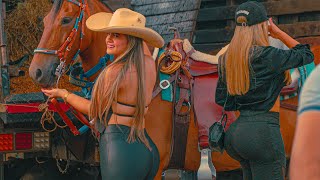 Incredible Women Riding in COLOMBIA 😍 horse latina cowgirl [upl. by Aihsak412]