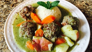 Albóndigas en Salsa Verde Cremosas  MeatBalls in Green Sauce [upl. by Annahpos]