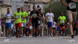 Cifra récord de estadounidenses anima Maratón de La Habana [upl. by Verney401]