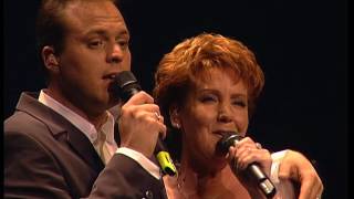 Marianne Weber Circustheater 2002  Met Frans Bauer [upl. by Ahseid]