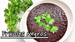 Frijoles Negros al estilo Cubano [upl. by Zampino607]