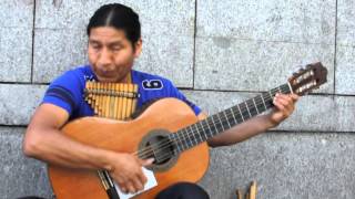 Artista Ecuatoriano tocando música andina en España [upl. by Frolick357]