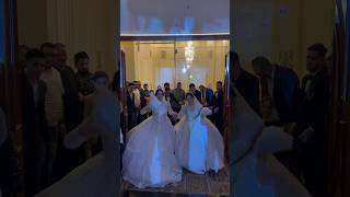 أروق داخله بجد ممكن تشوفها 😂💃💃 song wedding عرس افراح اكسبلور فرح رقص زفاف عروس [upl. by Nhguavoj]