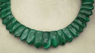 Natural Green Malachite Flat Cut 628 Ct Fine Gemstone Semi Precious Necklace [upl. by Aramat884]