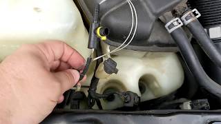 Fix W220 Windshield Washer Reservoir Leak [upl. by Sinnaoi]