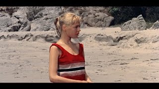 Gidget 1959 by Paul Wendkos Clip Francine is rescued by surfer Moondoggie  and then ridiculed [upl. by Kelsy]