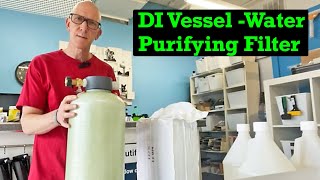 DI Water Purifier Vessel for pure window cleaning  how to refill it with new resin [upl. by Hakeber146]