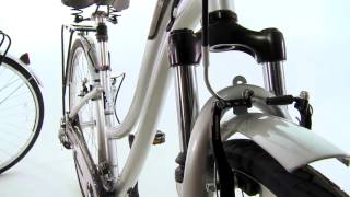 Schwinn Voyageur World Platform Review from Performance Bicycle [upl. by Aicilana110]