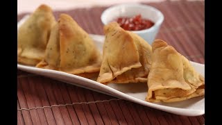 Samosa  Sanjeev Kapoor Khazana [upl. by Aan]