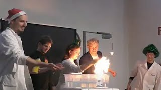 Weihnachtsvorlesung der Chemiedidaktik [upl. by Elolcin]