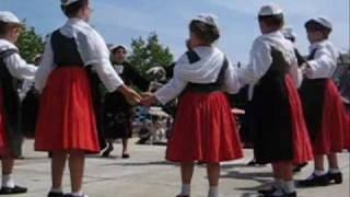 Danses Bretonnes à Quiberon [upl. by Asseral790]