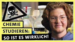 Chemie studieren  Gefährliches Laborpraktikum  alpha Uni [upl. by Fulbert438]