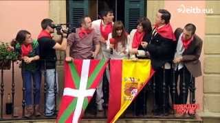 Vaya Semanita  Los Sanfermines con la familia de Valladolid [upl. by Pauline23]