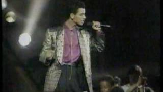 El Debarge  Whos Johnny LIVE 1986 [upl. by Enalda112]