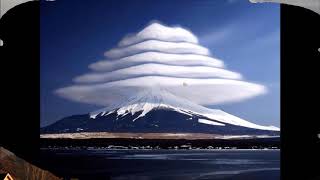 Altocumulus lenticularis Lenticular Clouds stationary lensshaped clouds [upl. by Akina668]