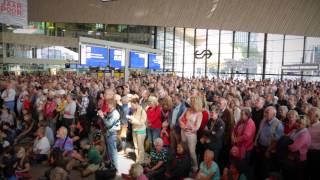 Concert op Rotterdam Centraal [upl. by Eidnar700]