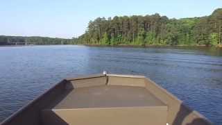 16 stick steer Jon boat on the lake [upl. by Swiercz]