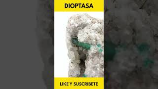 Dioptasa Cristal  Argentina  Foro de Minerales shorts [upl. by Enidualc626]