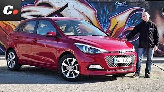 Hyundai i20  Prueba  Test  Review en español  cochesnet [upl. by Seamus15]