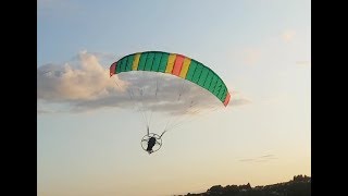 It flies  Eigenbau RC Paraglider Lutefisk [upl. by Blunt814]