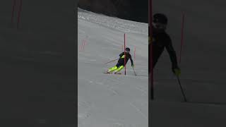 gulmarg skiing discoverkashmir skiing slalom gulmargsnow kashmiradventure ski gulmargdiaries [upl. by Neehsas]