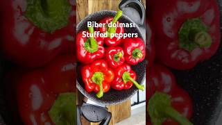 Türk tipi biber dolması tarifi  Turkish style stuffed pepper recipe biberdolması dolmatarifi [upl. by Nelon]