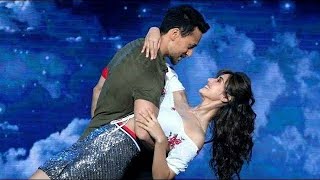 Tiger shroff amp Girlfriend DishaPatani Amazing Dance with ananya pandey ampvaishnavi superdance Ritik [upl. by Jilleen]