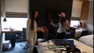 Lauren La Reina de la Gramática Regalos de Fans Fifth Harmony Takeover Ep 25 [upl. by Norrad]