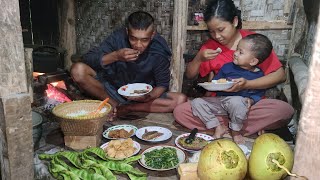 Pemadam Kelaparan Beraksi Di Rumah Pasangan Muda Mudi Yang Tinggal Di Tengah Hutan Saat Hujan Turun [upl. by Sakiv565]