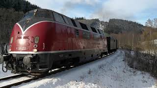 V200 033 mit Sonderzug der Hammer Eisenbahnfreunde hinter Silbach 19 01 2019 [upl. by Lauber]