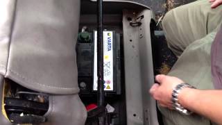 Citroen Xsara Picasso battery Removal amp Refitting [upl. by Reinhardt]