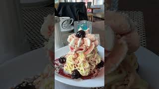 Spaghettieis mit amarenakirsch in Norderney Eiscafé venezia [upl. by Daht]