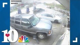 Camera catches the moment tornado hits Exxon gas station in Sunbright [upl. by Annahavas748]