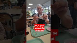 Comment décortiquer une crevette à la cantine au lieu de les jeter 🤡 shortsvideo ➡️lecantinier [upl. by Merrile]