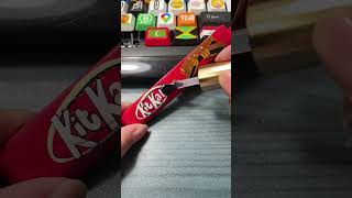 Drawing KitKat on the space bar shorts diy art tiktok trending keyboard [upl. by Smoht]