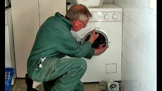 Wasmachine reinigen Met HG onderhoudsmonteur kunt u uw wasmachine schoonmaken en onderhouden [upl. by Valerle591]