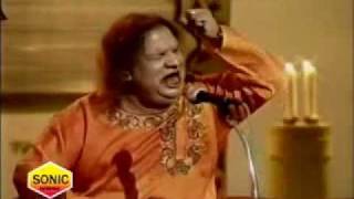 mujhe aazmane wale AZIZ MIYA QAWWAL [upl. by Assilana]