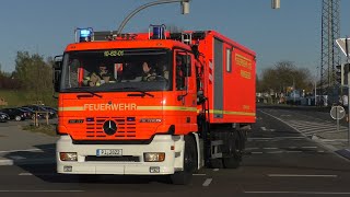 FEU 4 R0  Gebäude steht im Vollbrand Einsatzfahrten Feuerwehr Technische Einsatzleitung Polizei [upl. by Taro]