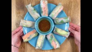 Rouleaux de printemps à lavocat et leur sauce cacahuète 🌯🍴😎  Recette [upl. by Cloe407]