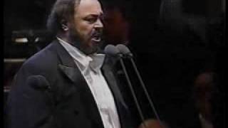 Pavarotti Turandot Non piangere Liu [upl. by Norvan]