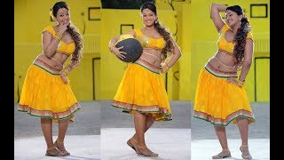 Tamil Actress Ester Noronha Dance on Itam Song [upl. by Htiffirg]