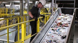 Recycling plastics – Resource efficiency with an optimized sorting method [upl. by Odlanra680]