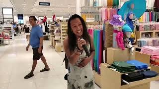 Taong grasa kumunta sa mall  andaming nabigla sa kanyang boses  feat joepe tubo vlogs [upl. by Ainit897]