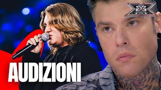 A soli 16 anni Gaetano fa emozionare tutto il pubblico  X Factor 2023 AUDIZIONI [upl. by Schriever]