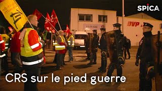 Violences urbaines  CRS sous tension [upl. by Calmas]