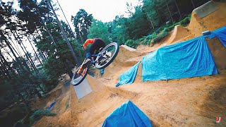 AMAZING DIRT JUMP AND DOWNHILL MTB SESSION [upl. by Eibur]