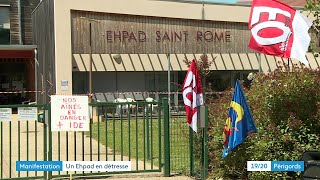 Manifestation devant lEHPAD de CarsacAillac [upl. by Yatnod]