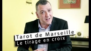 Tuto Tarot de Marseille  répondre à une question avec le tirage en croix [upl. by Thera]