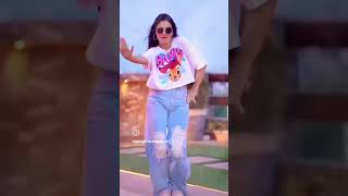 Gore gore mukhde par kala kala chasma badmausam dance arijitsingh filmsong [upl. by Dannica]